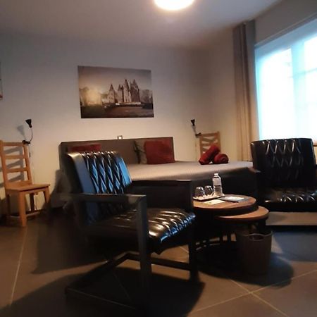 B & B Victors Hof, Met Zwemvijver In Landelijke Setting Lievegem Exterior foto