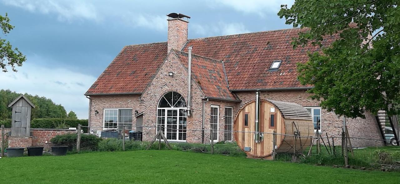 B & B Victors Hof, Met Zwemvijver In Landelijke Setting Lievegem Exterior foto